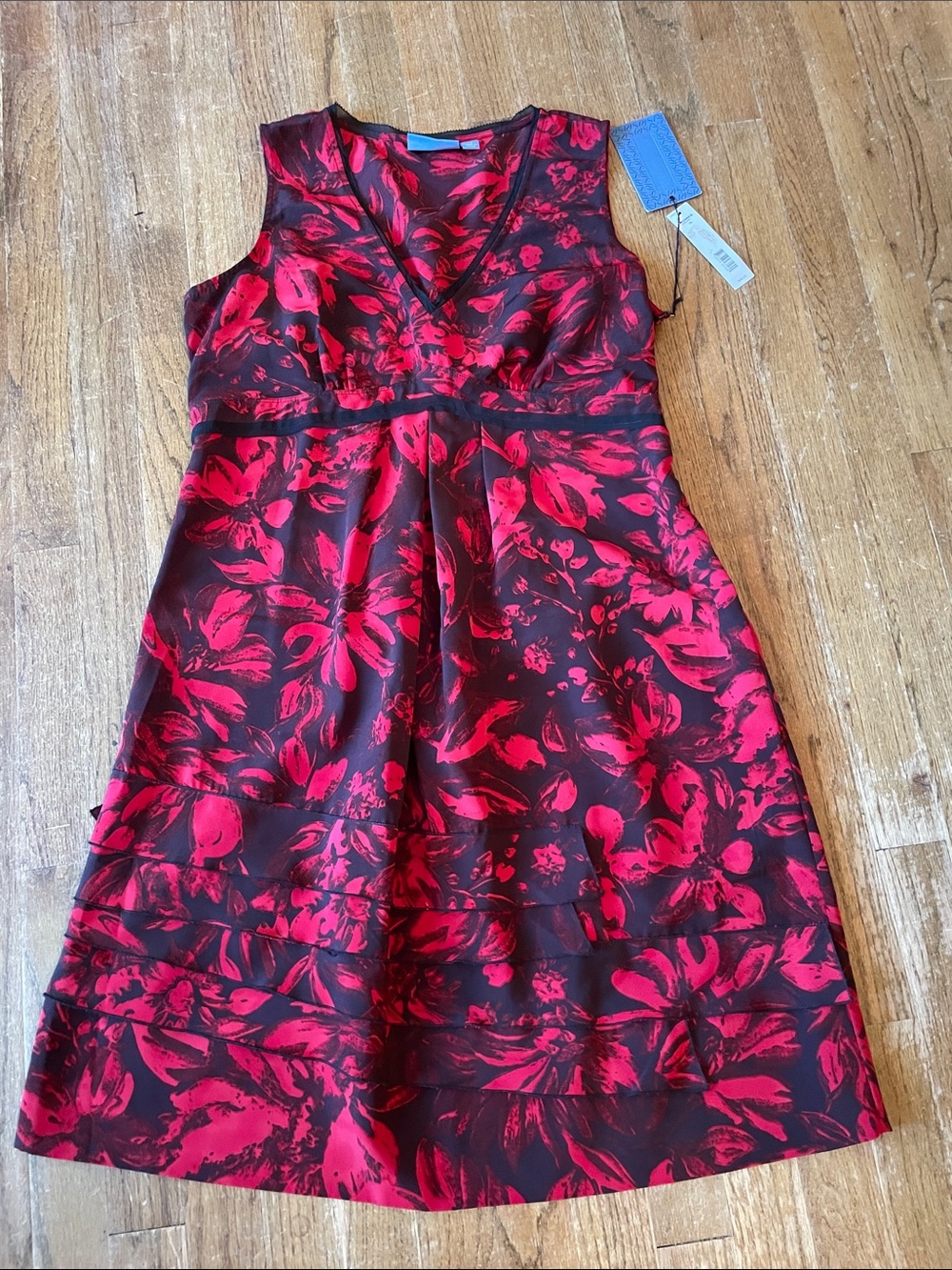 Simply Vera Vera Wang Red and Black Floral Midi Dress